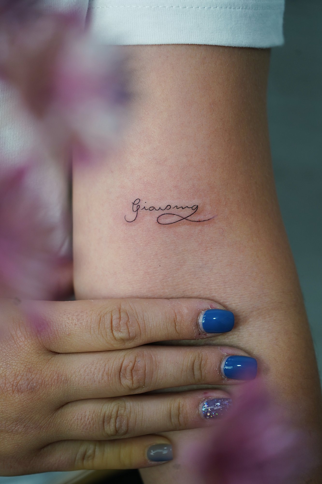 Tatuaje de corazon geometria en zona desconocida, línea fina