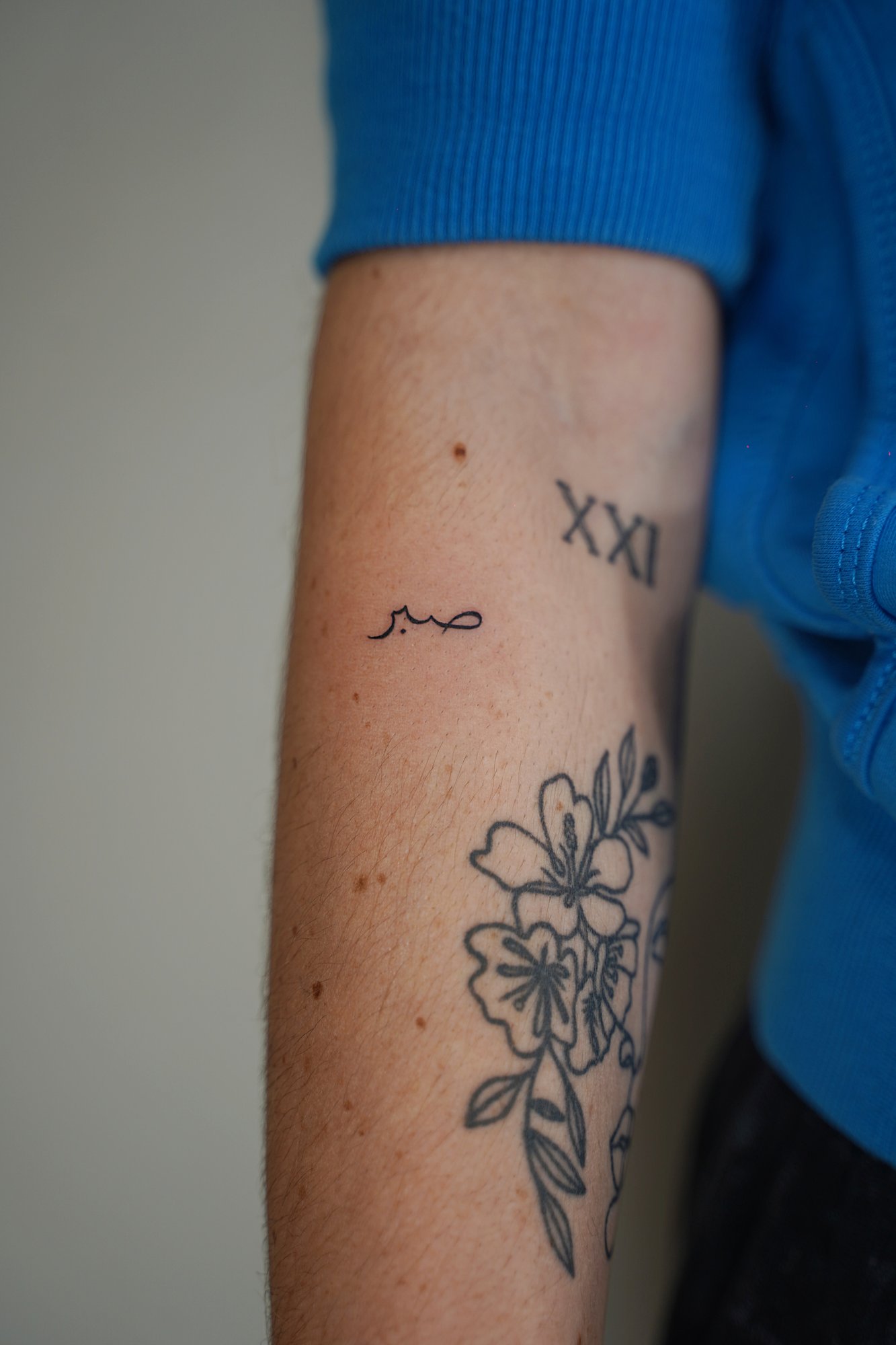 Tatuaje de corazon realista en zona desconocida, línea fina