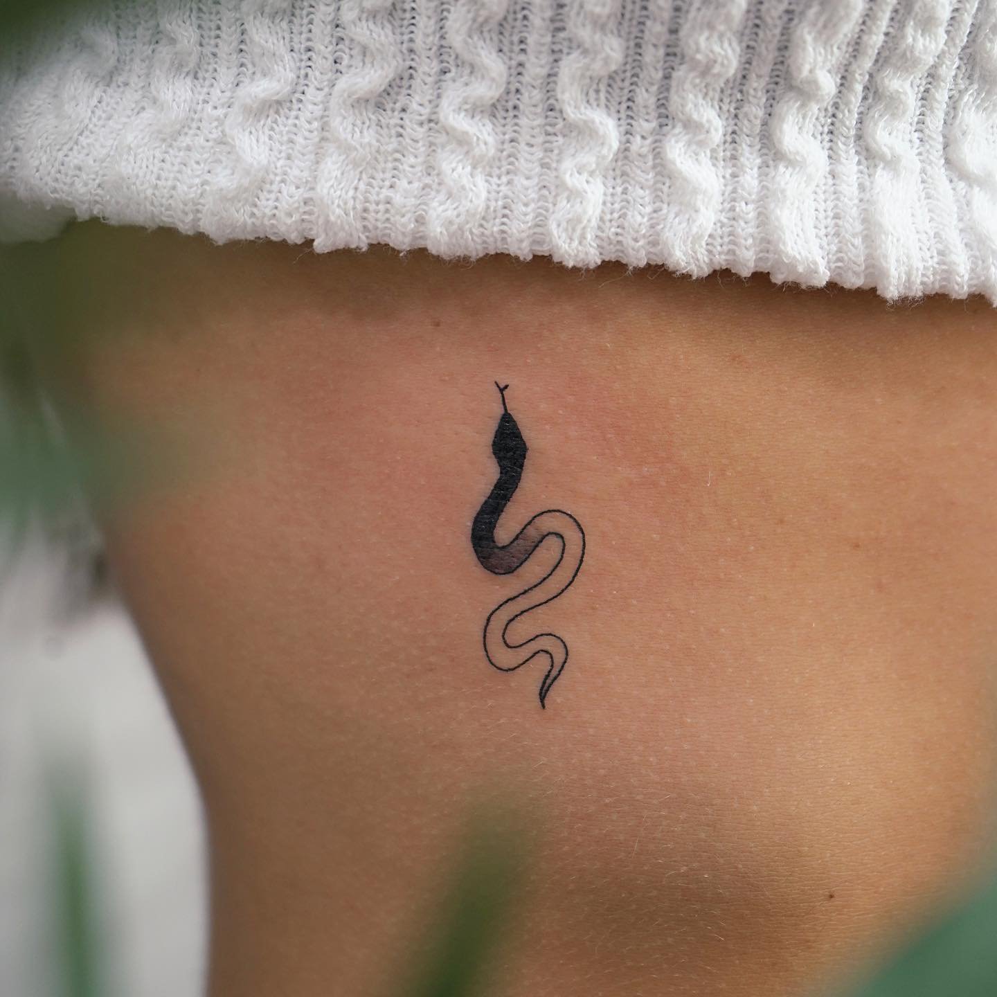 Tatuaje de animal en antebrazo, línea fina Sinkply Madrid