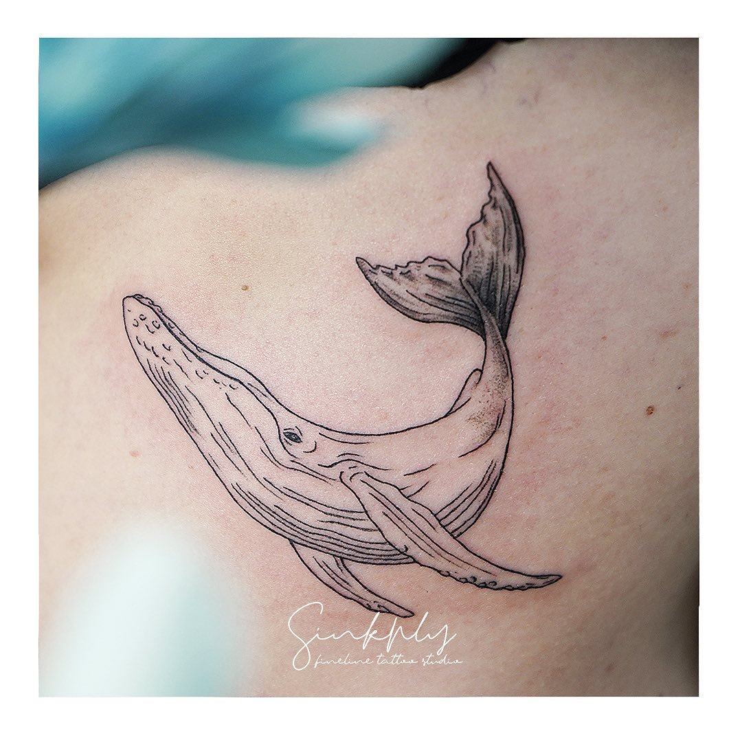Tatuaje de marino en antebrazo, línea fina Sinkply Madrid