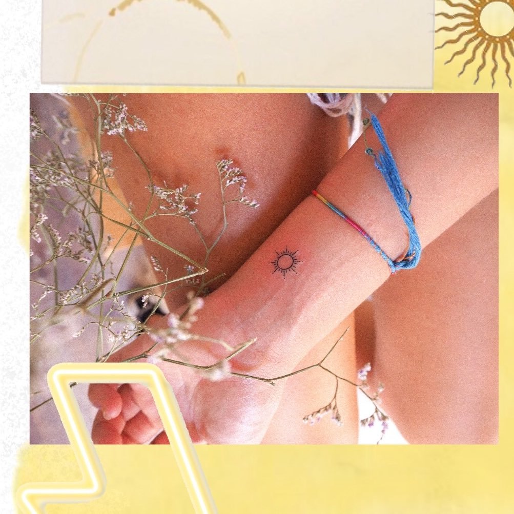 Tatuaje de estrella en antebrazo, línea fina Sinkply Madrid