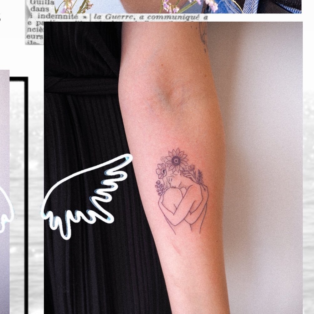 Tatuaje de flor en antebrazo, línea fina Sinkply Madrid