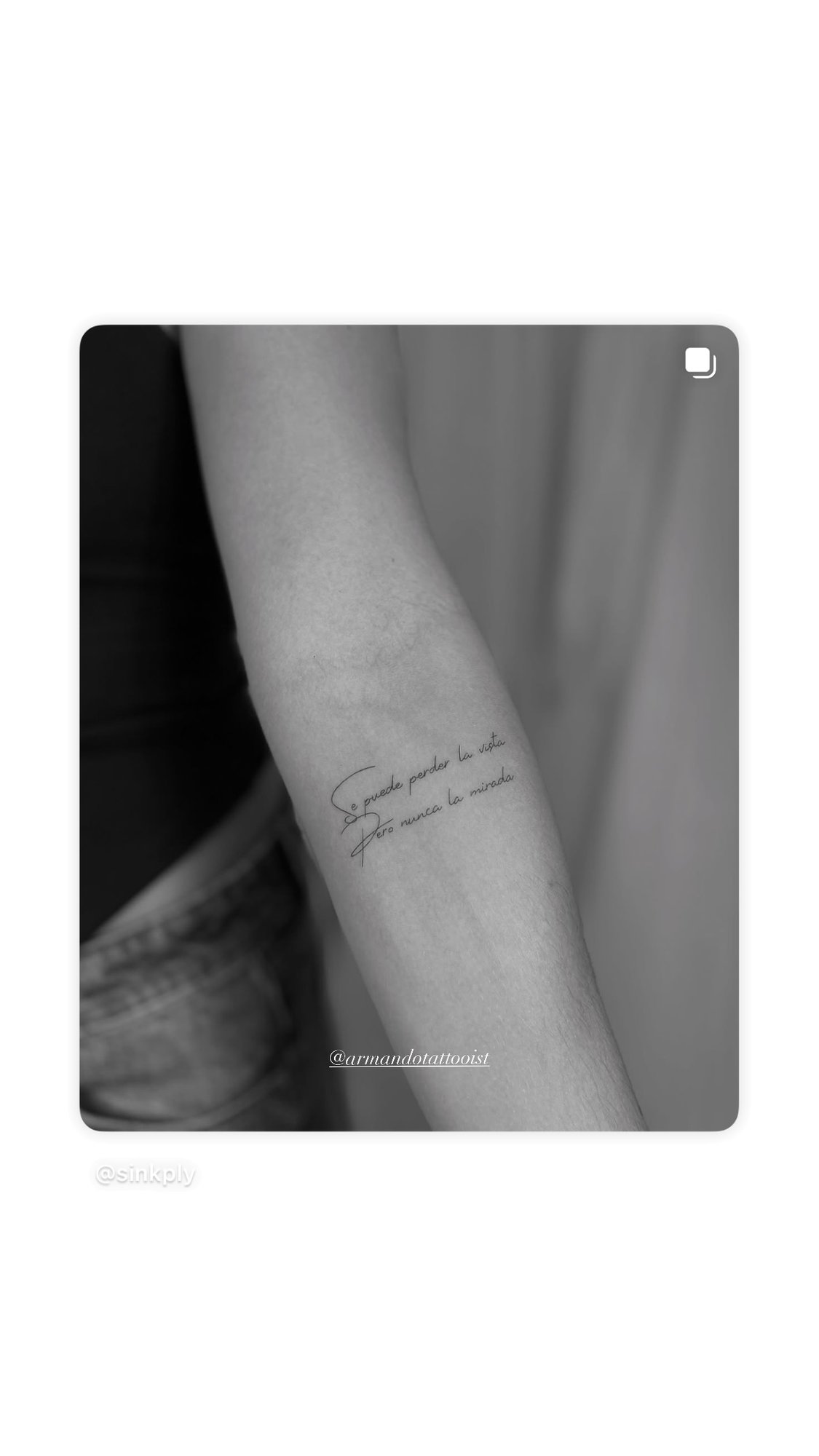 Tatuaje de frase cursiva espanol vista mi en antebrazo, línea fina