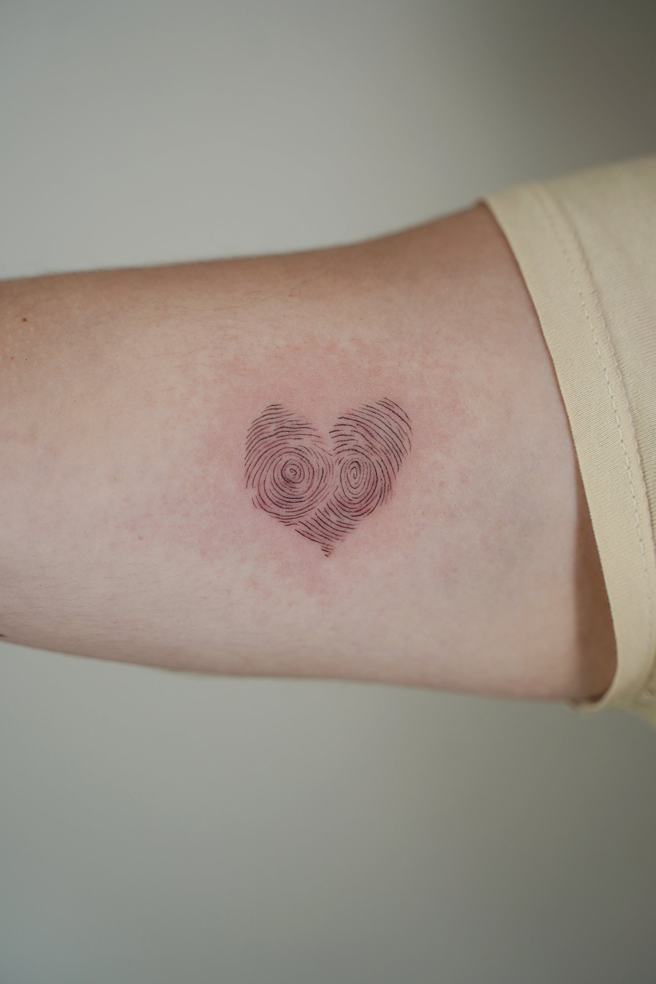 Tatuaje de frase foto simple en zona desconocida, línea fina