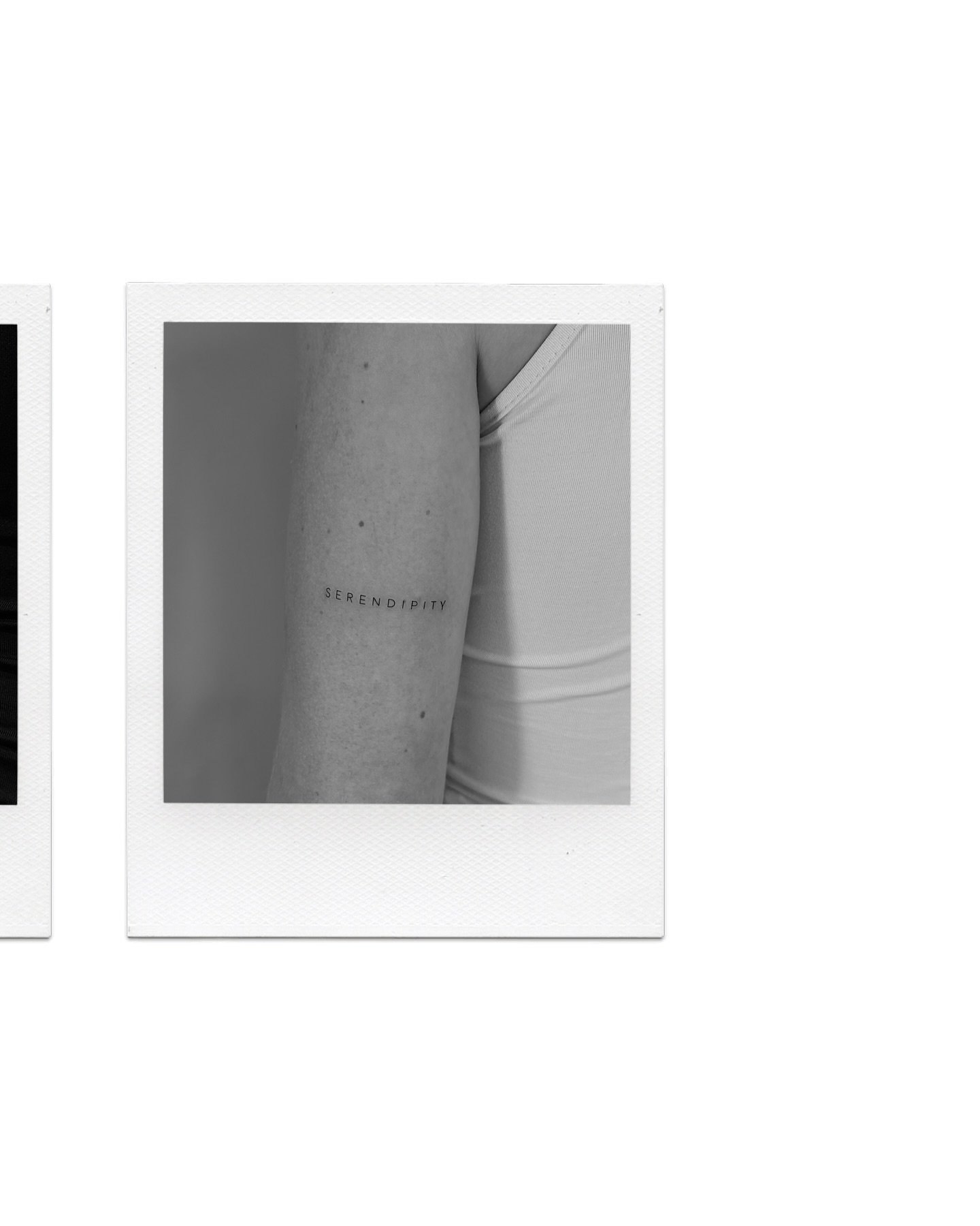 Tatuaje de frase en antebrazo, línea fina Sinkply Madrid