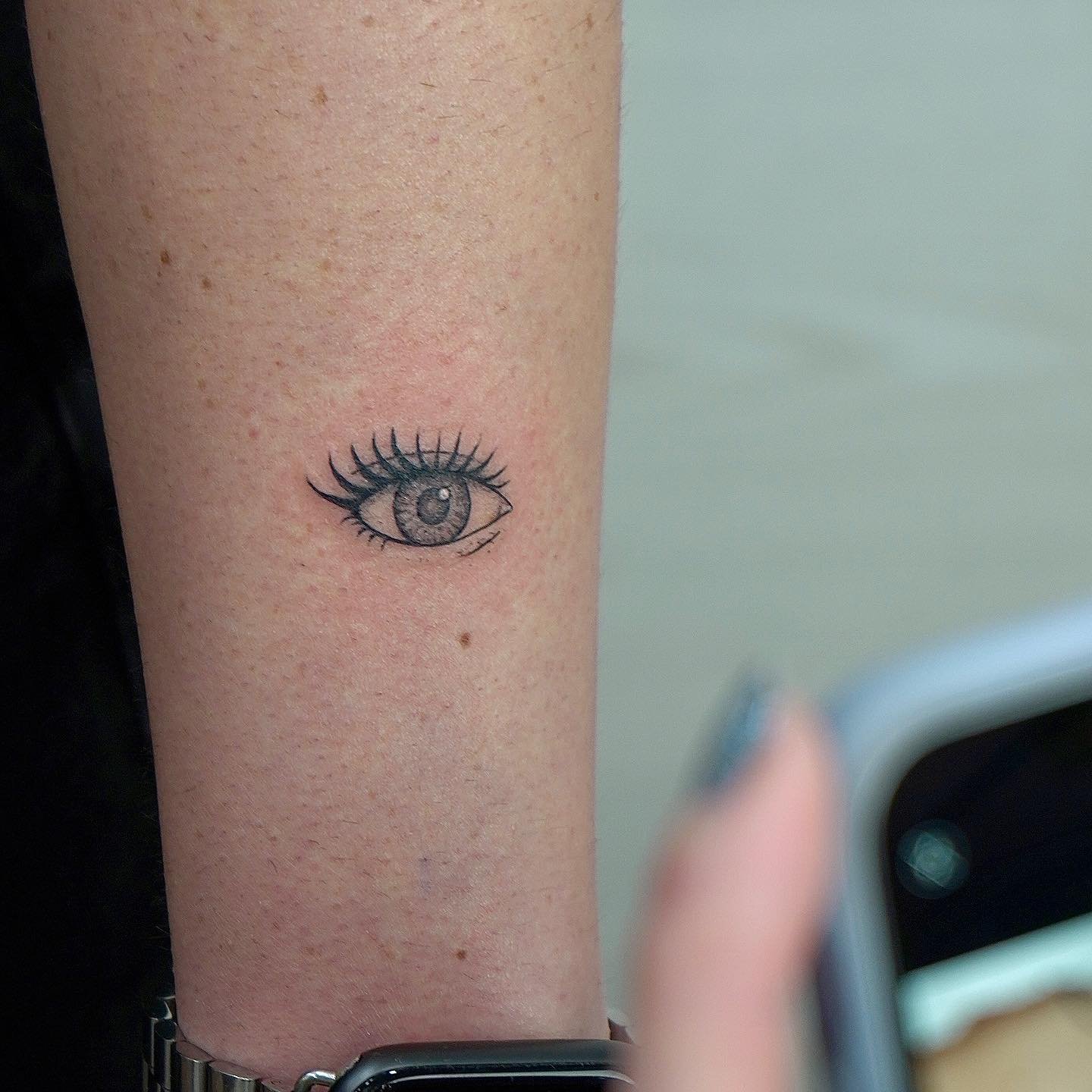 Fineline-Tattoo · Objekt · Unterarm · Sinkply Zürich