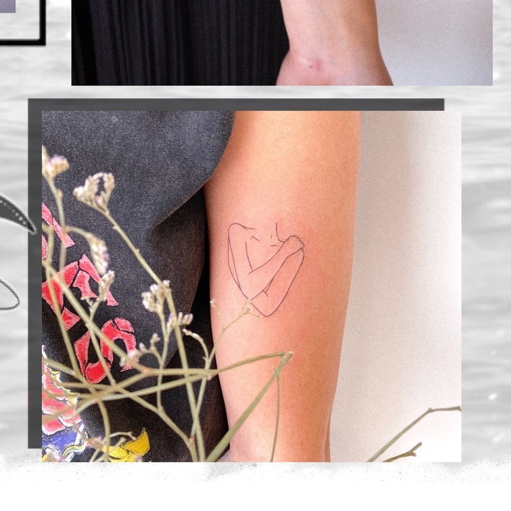 Tatuaje de corazon en antebrazo, línea fina Sinkply Madrid