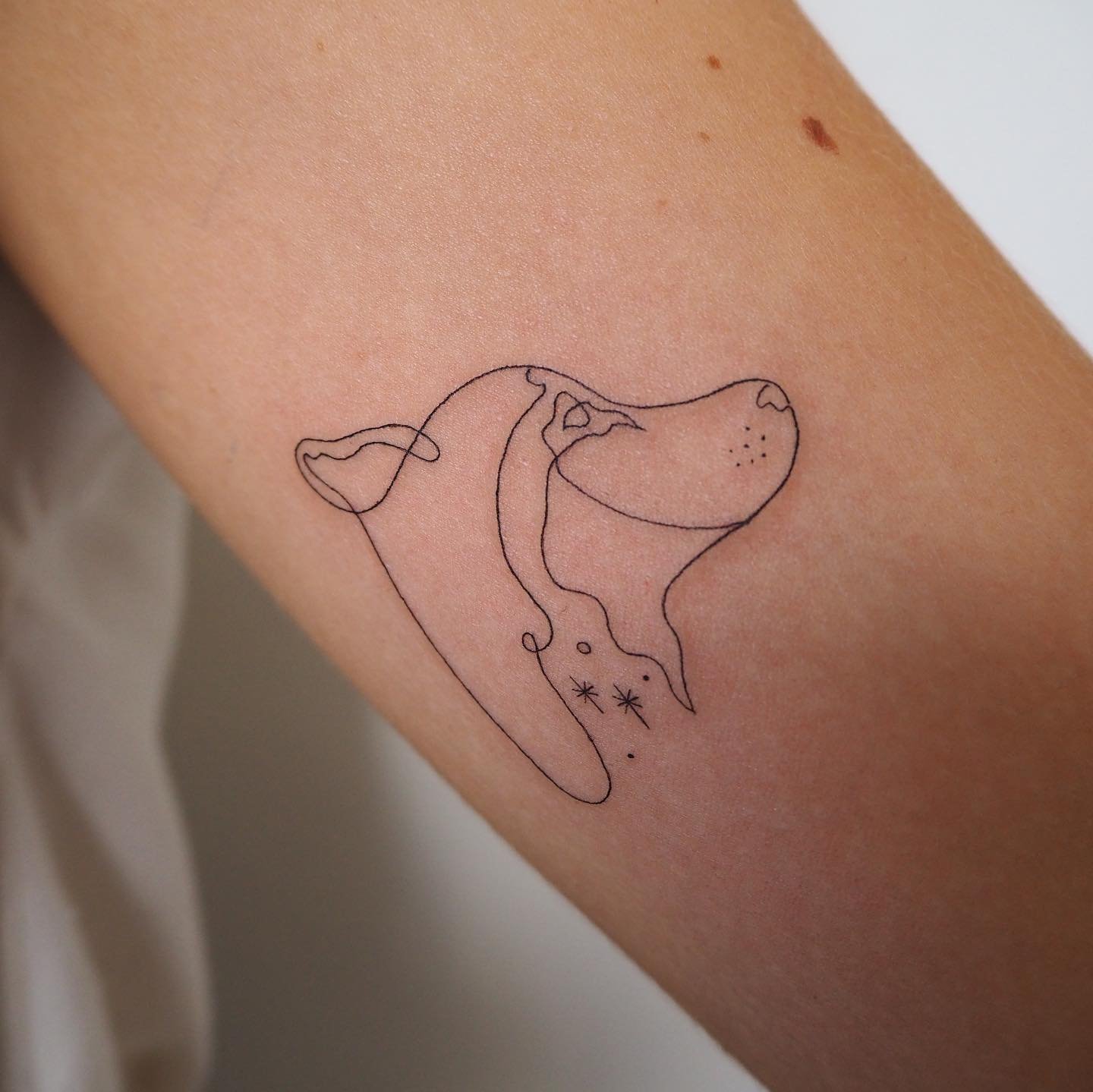 Tatuaje de matching en antebrazo, línea fina Sinkply Madrid