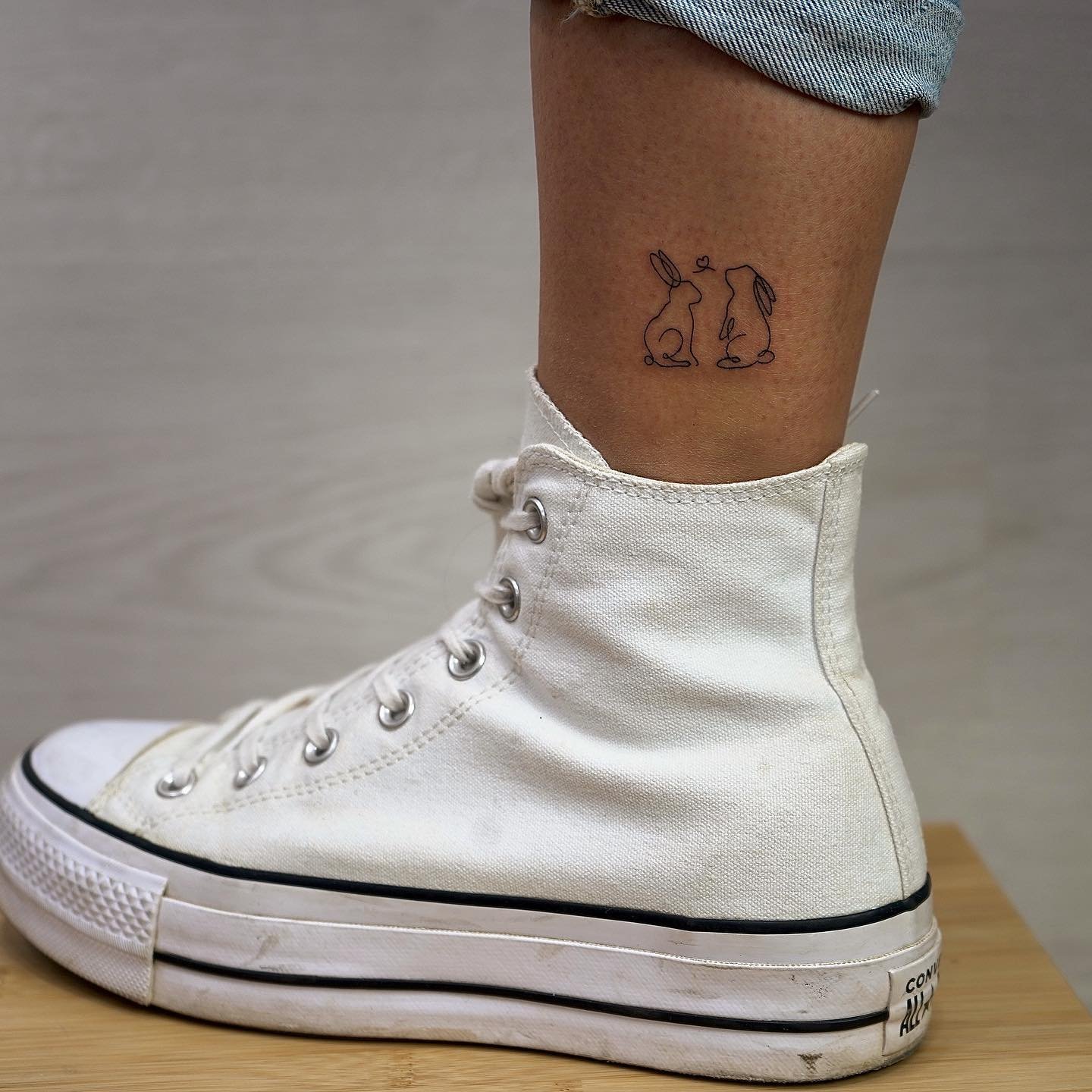 Tatuaje de matching en antebrazo, línea fina Sinkply Madrid