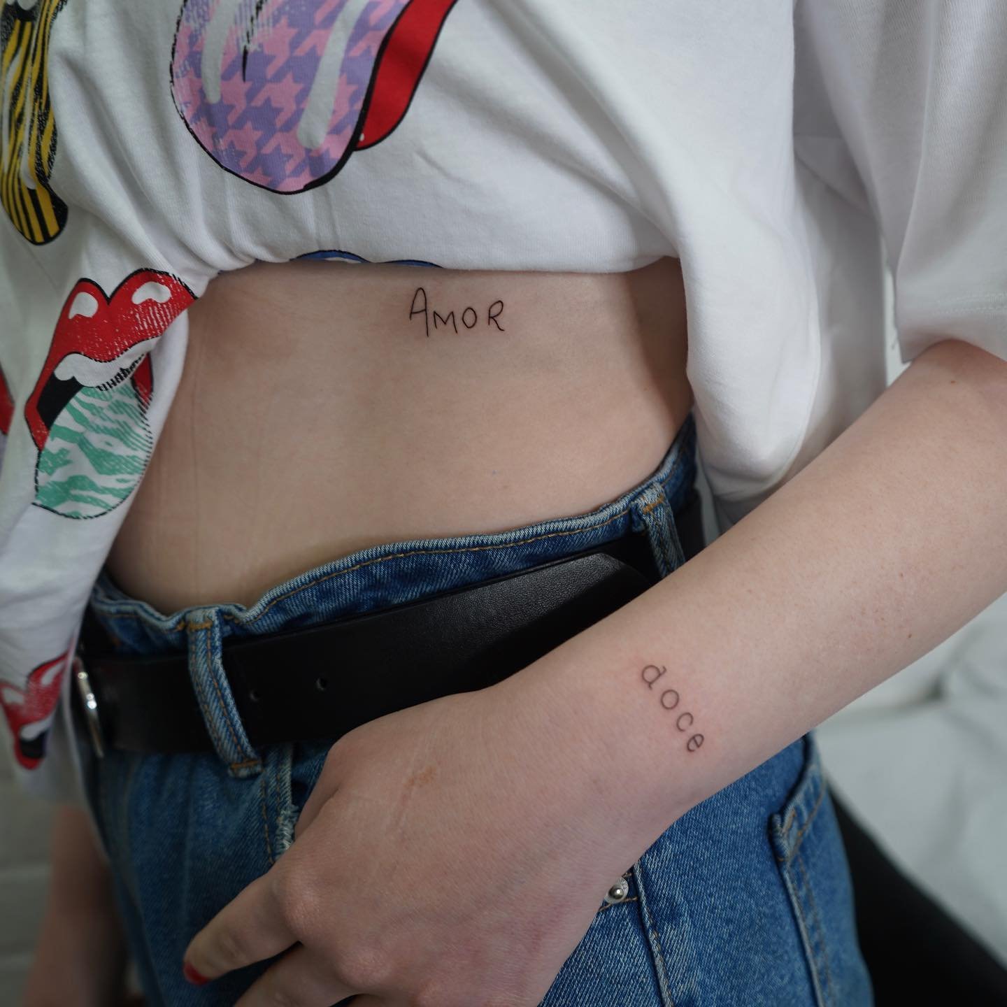 Tatuaje de matching en antebrazo, línea fina Sinkply Madrid