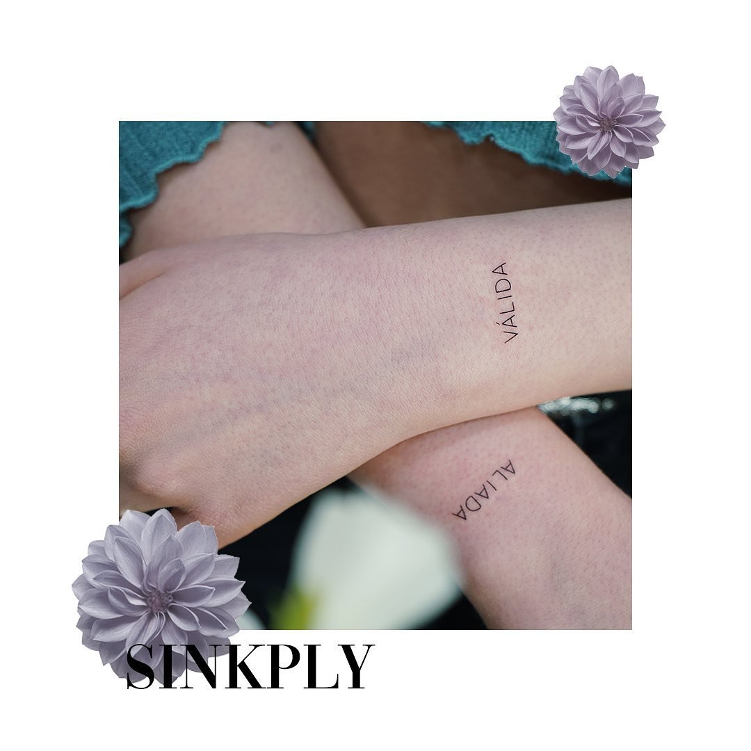 Tatuaje de matching en antebrazo, línea fina Sinkply Madrid