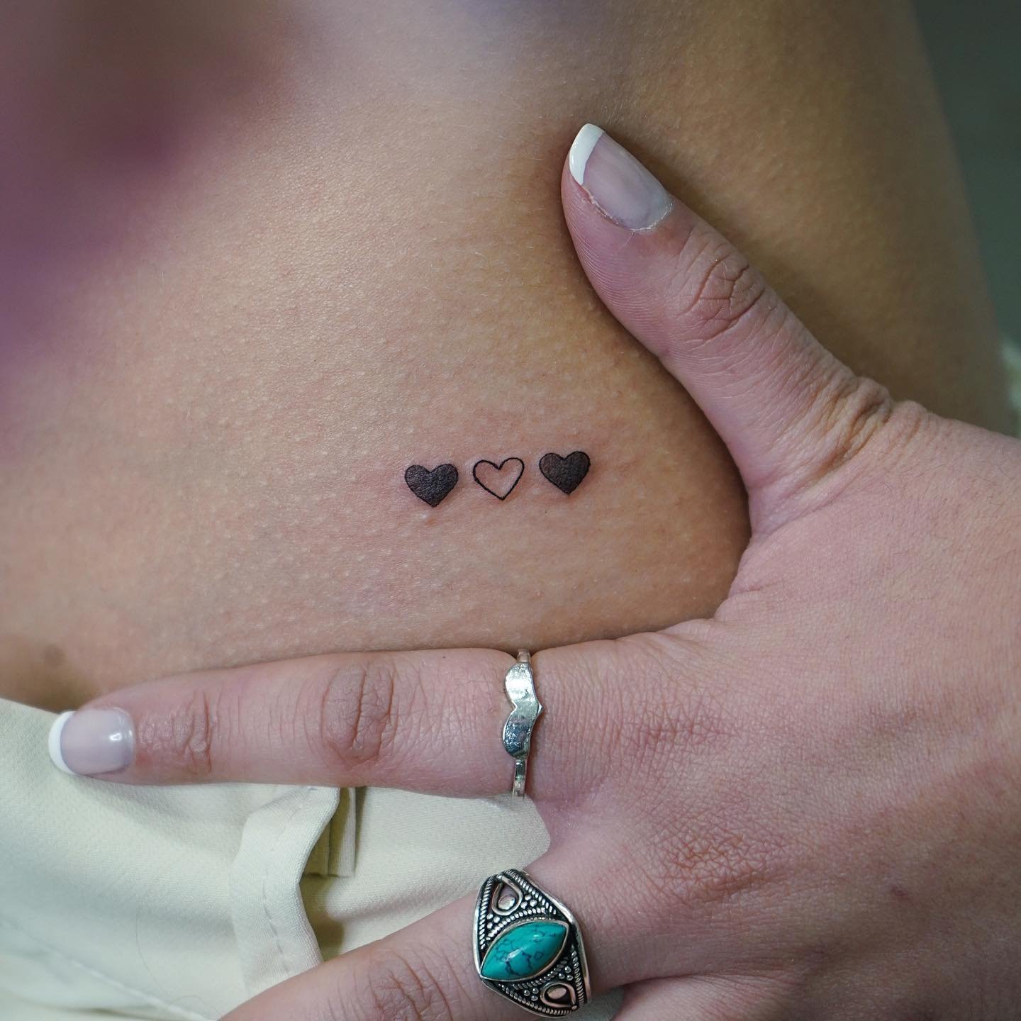 Tatuaje de matching en antebrazo, línea fina Sinkply Madrid