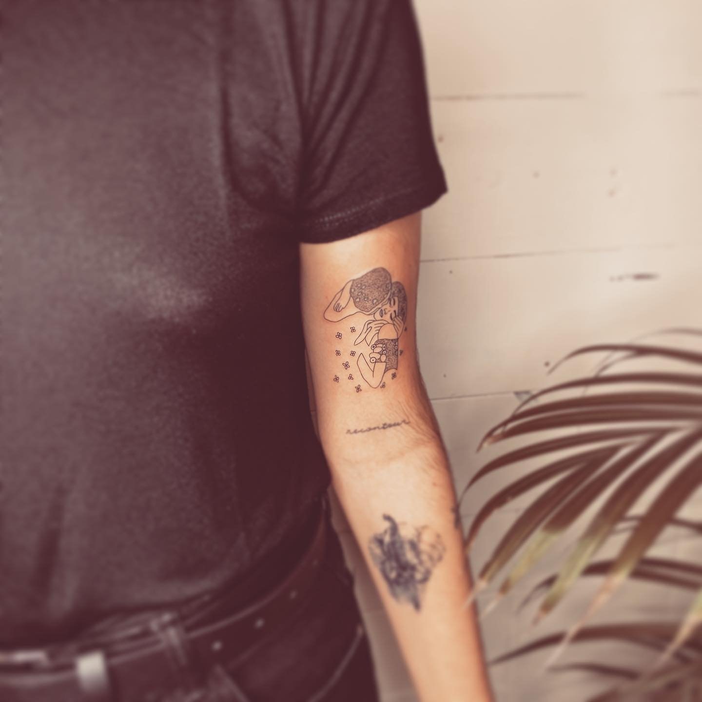 Tatuaje de matching en antebrazo, línea fina Sinkply Madrid