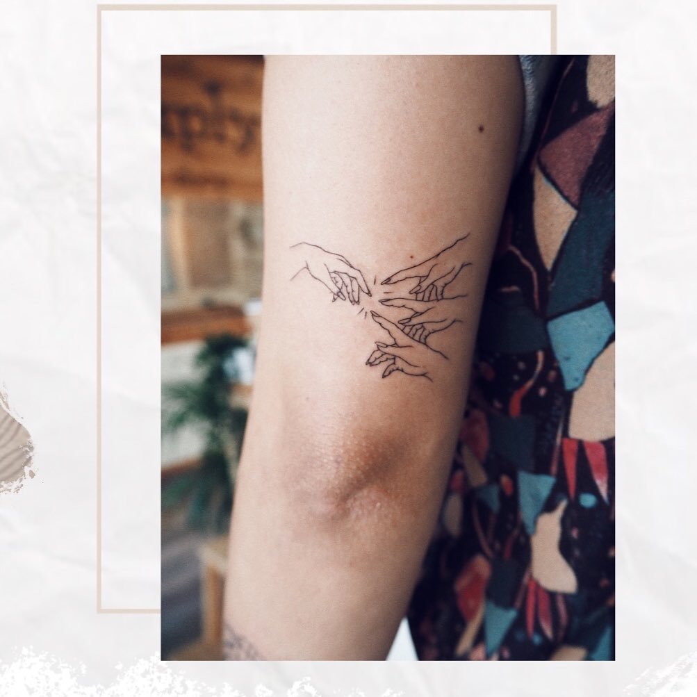 Tatuaje de matching en antebrazo, línea fina Sinkply Madrid