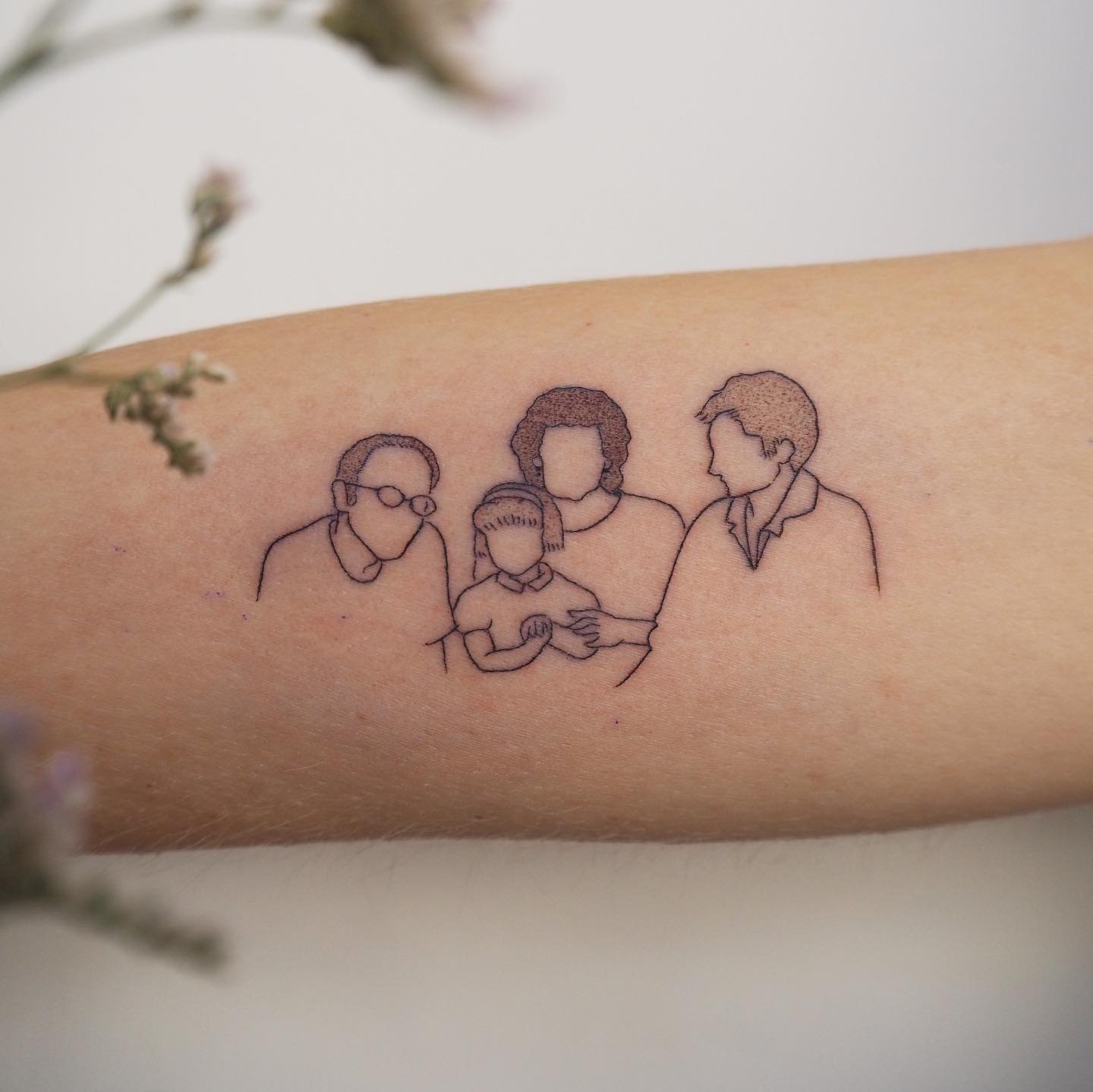 Tatuaje de matching en antebrazo, línea fina Sinkply Madrid