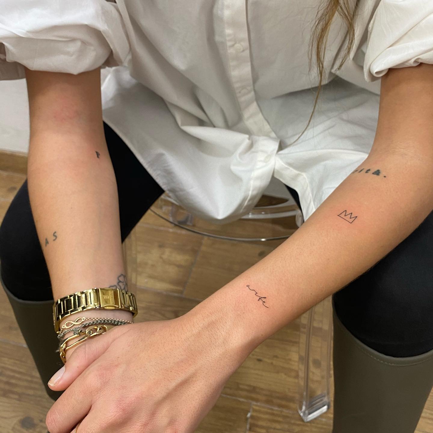 Tatuaje de matching en antebrazo, línea fina Sinkply Madrid