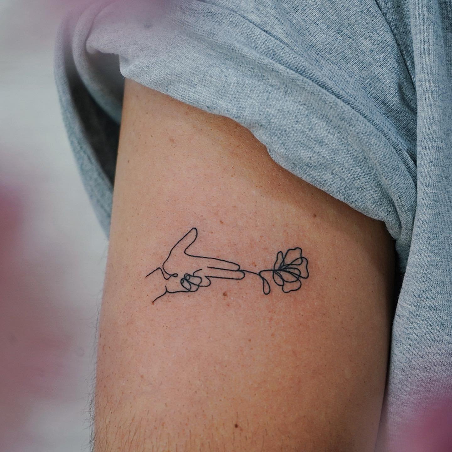 Tatuaje de matching en antebrazo, línea fina Sinkply Madrid