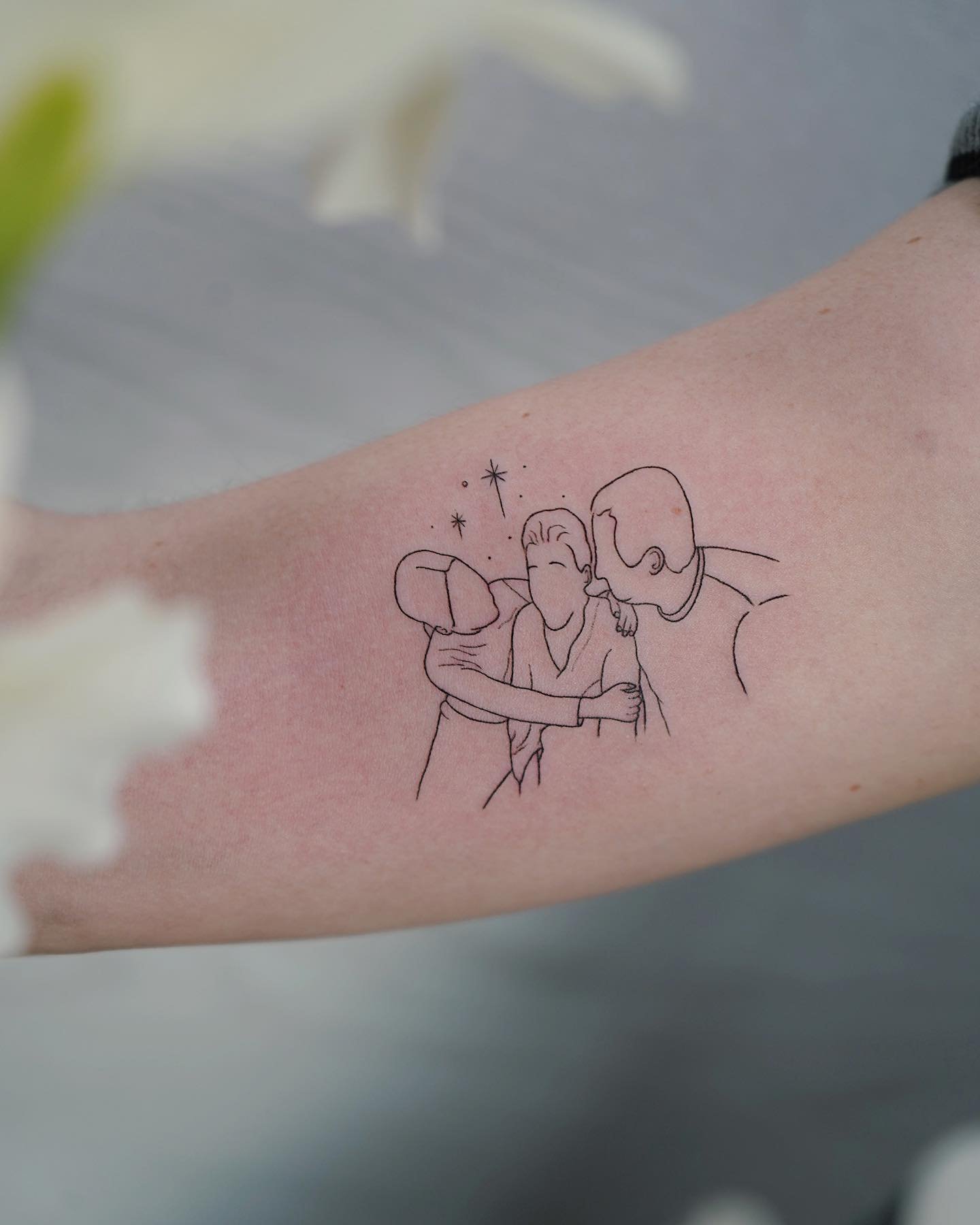 Tatuaje de matching en antebrazo, línea fina Sinkply Madrid