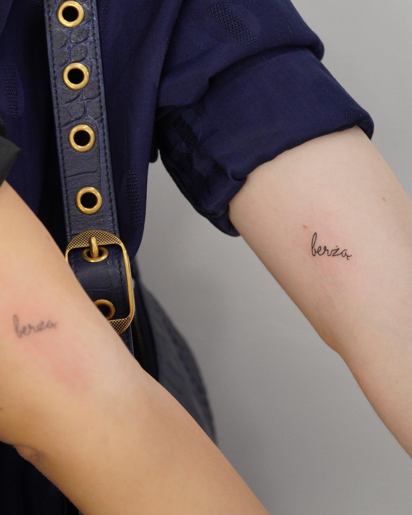 Tatuaje de matching en brazo, línea fina Sinkply Madrid