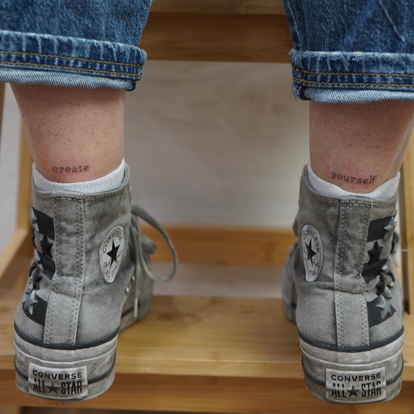 Tatuaje de matching en pie, línea fina Sinkply Madrid